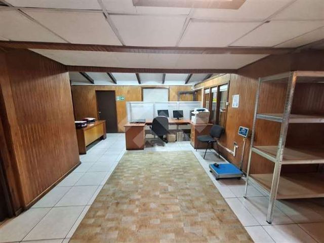 OFICINA Lucas Pacheco/ Enrique Alcalde Talagante