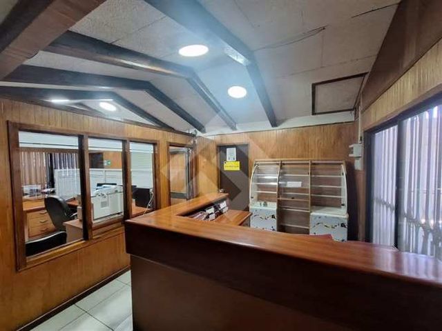 OFICINA Lucas Pacheco/ Enrique Alcalde Talagante