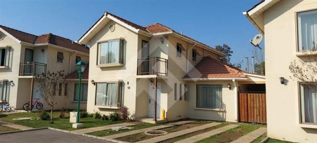 CASA Condominio Huerta los Carrera