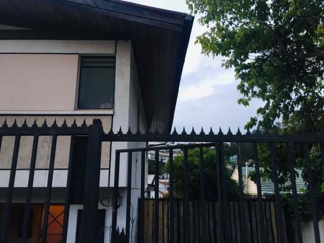 VENTA CASA SÓLIDA EN MIRAFLORES BAJO,VIÑA DEL (26215)