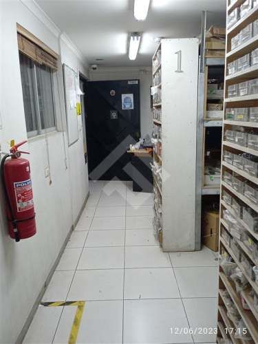 INDUSTRIAL Av Matta / Vicuña Mackenna