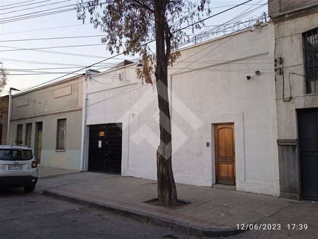 INDUSTRIAL Av Matta / Vicuña Mackenna