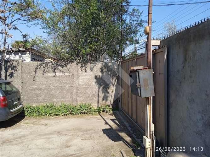 SITIO Metro Rojas Magallanes / Peru