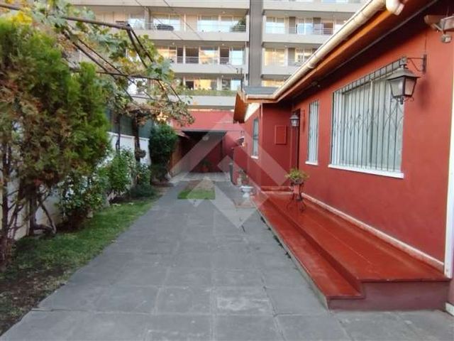 CASA Vicuña Mackenna/Américo Vespucio