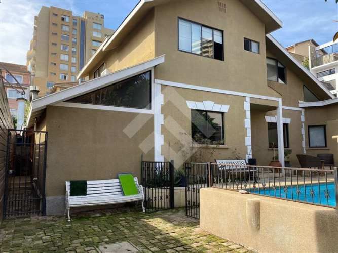 CASA Condell / bimbo