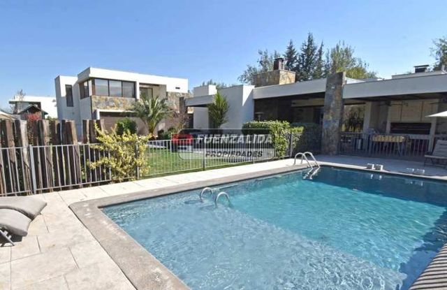 CASA Las Brisas de Chicureo