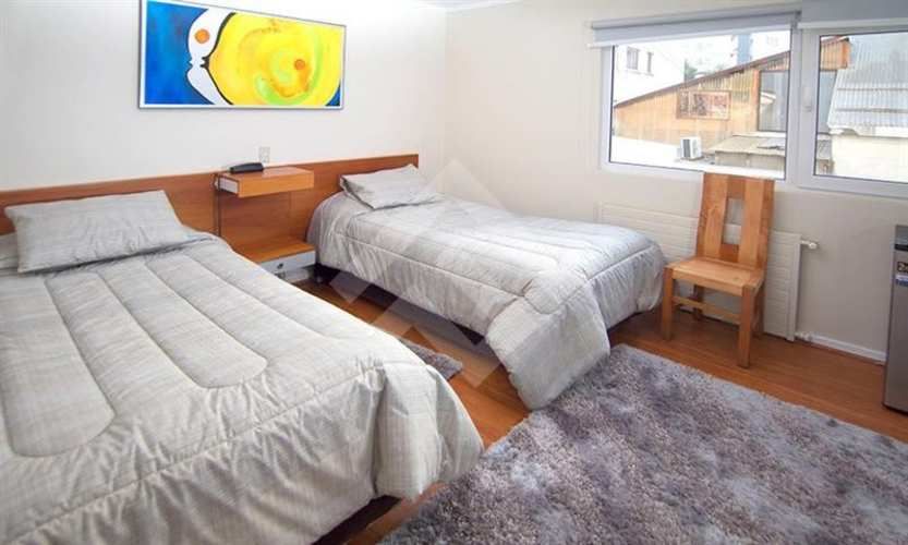 LOCAL COMERCIAL ponientes