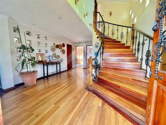 CASA ISABEL LA CATOLICA