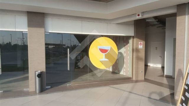 LOCAL COMERCIAL Av del valle