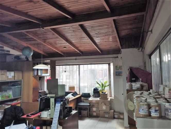 CASA Doctor Lucas Sierra / Autopistas