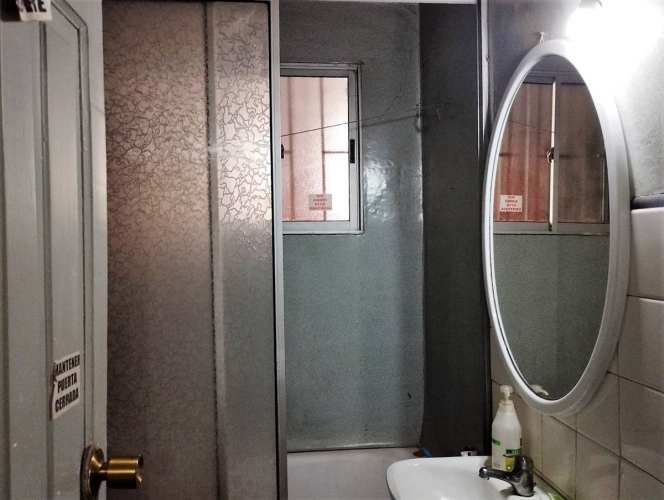 CASA Doctor Lucas Sierra / Autopistas