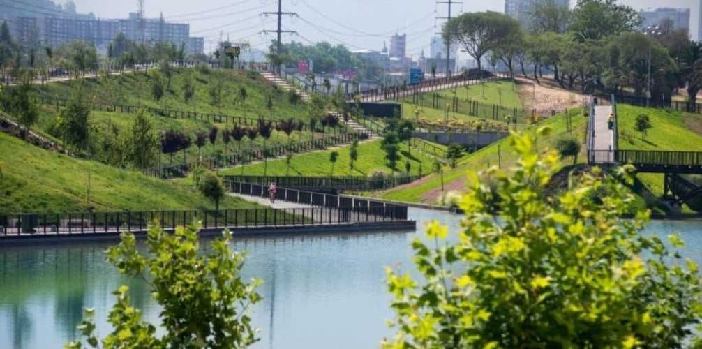 CASA avda costanera sur 2249 quinta normal