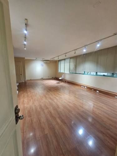 OFICINA Guardia vieja 255