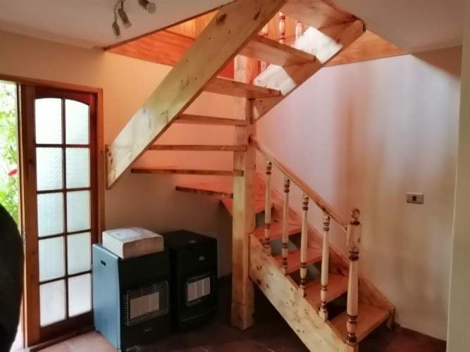 CASA Simon Bolivar / Valenzuela Llanos