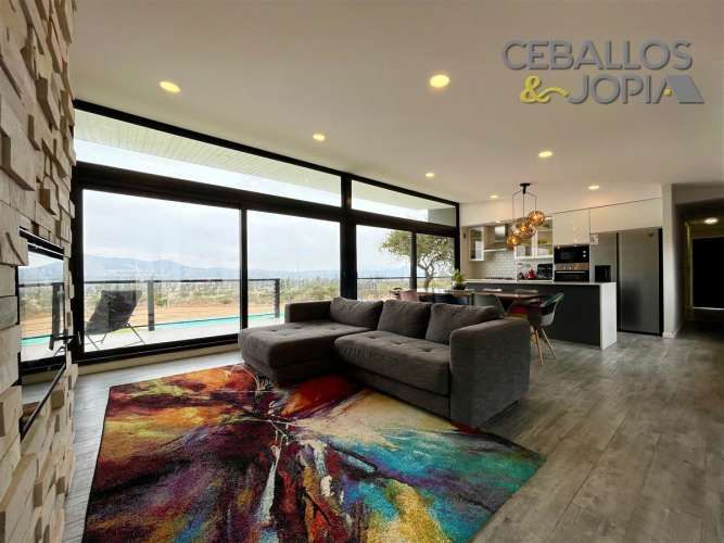 CASA Los laureles, Limache