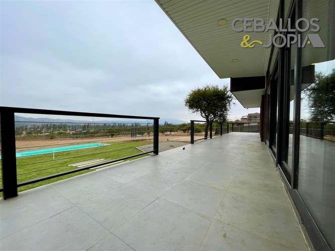 CASA Los laureles, Limache