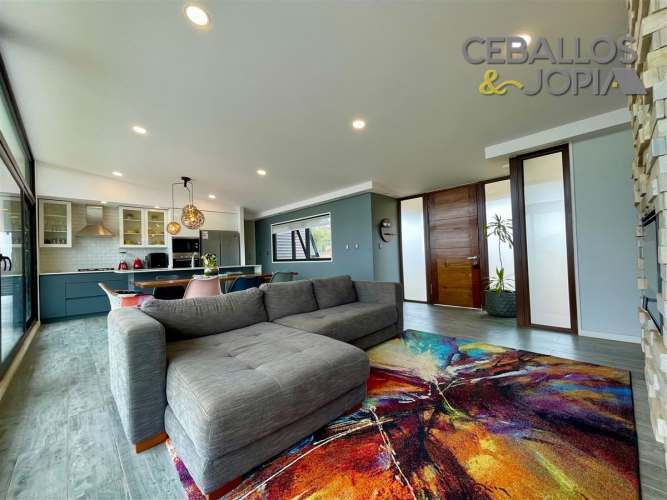 CASA Los laureles, Limache