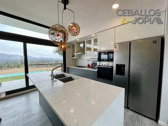 CASA Los laureles, Limache