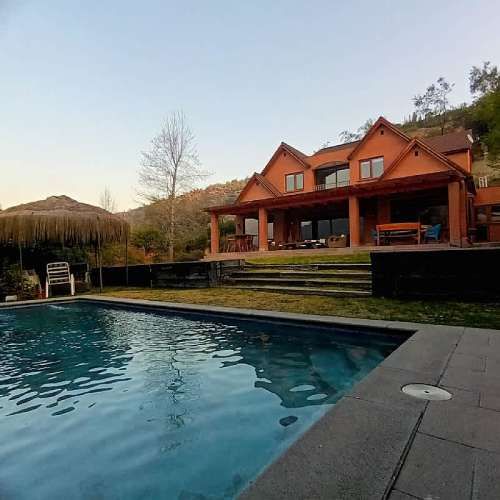 Casa CASA EN VENTA COMUNA DE LO BARNECHEA