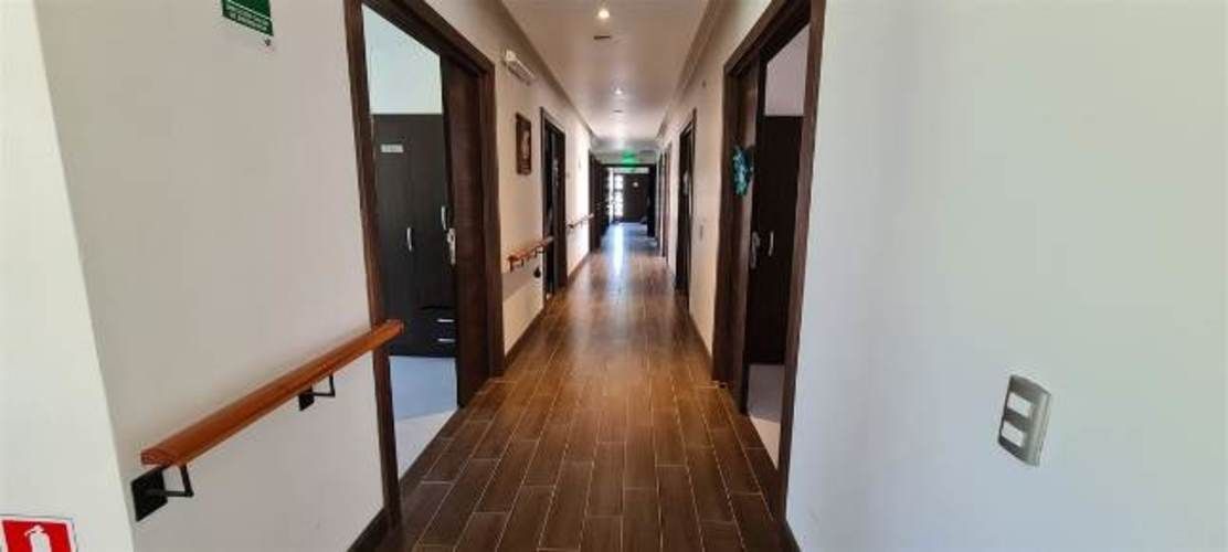 LOCAL COMERCIAL La Vara