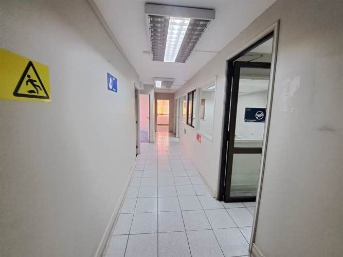 LOCAL COMERCIAL Edificio Las Raices