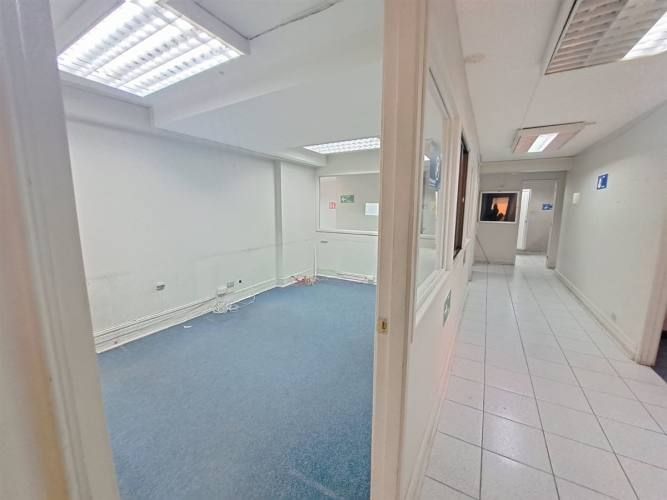 LOCAL COMERCIAL Edificio Las Raices