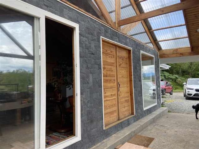 PARCELA Parcela con amplia casa y cabaña a 2 min del Puente Chamiza