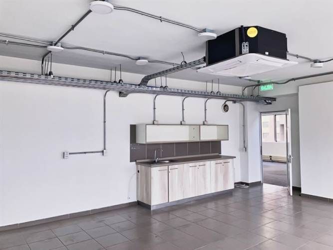 OFICINA Ideal Datacenter/Cowork Planta LIbre de 327 m2 Centro Cívico Teatinos