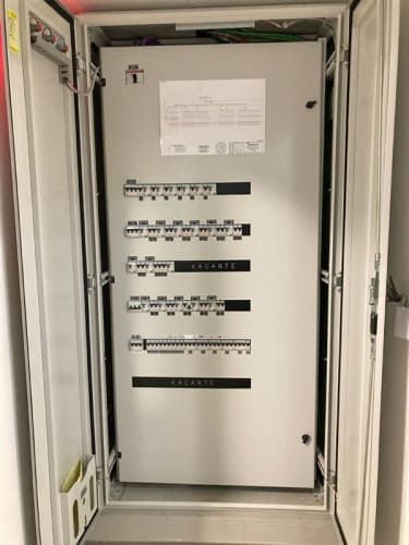 OFICINA Ideal Datacenter/Cowork Planta LIbre de 327 m2 Centro Cívico Teatinos