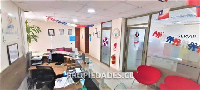 OFICINA Metro Pedro de Valdivia