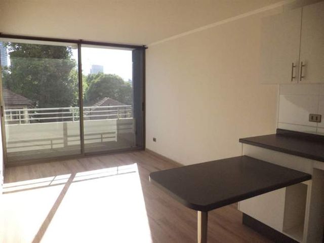 DEPARTAMENTO Estación de metro Ecuador