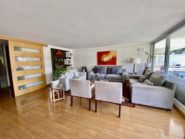 DEPARTAMENTO San José de La Sierra / Las Condes