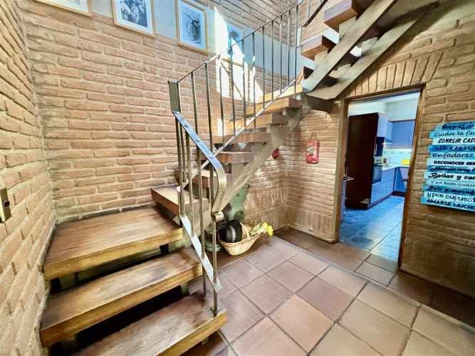 OTROS Alvaro Casanova