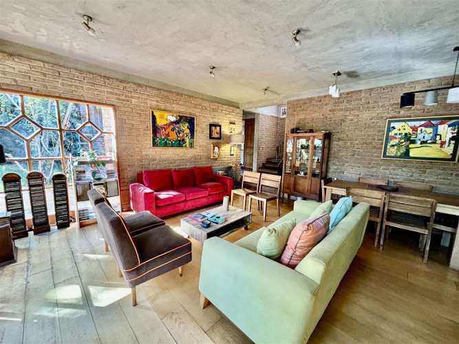 OTROS Alvaro Casanova