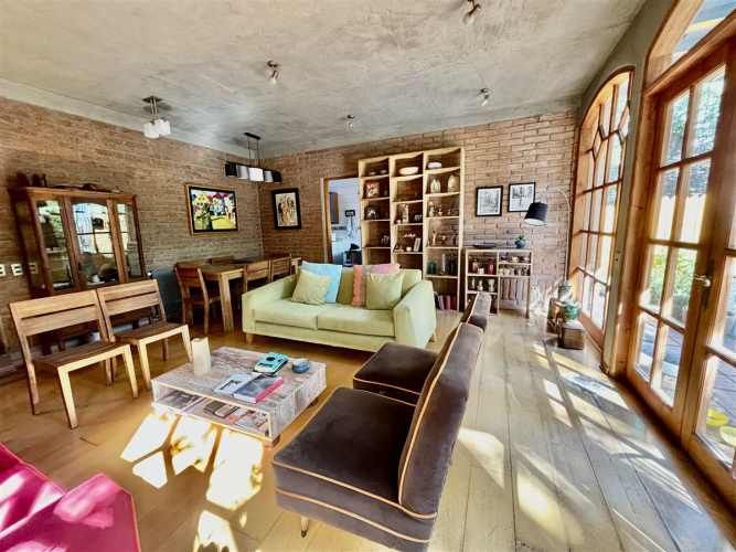 OTROS Alvaro Casanova