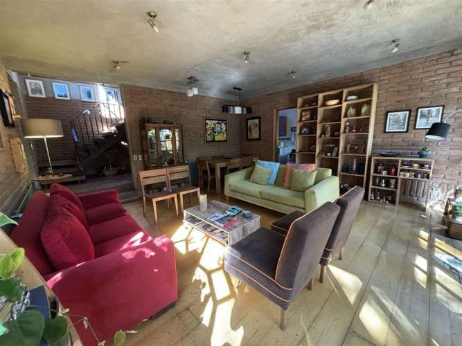 OTROS Alvaro Casanova