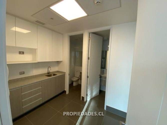 OFICINA Av. La Dehesa - Los Adobes