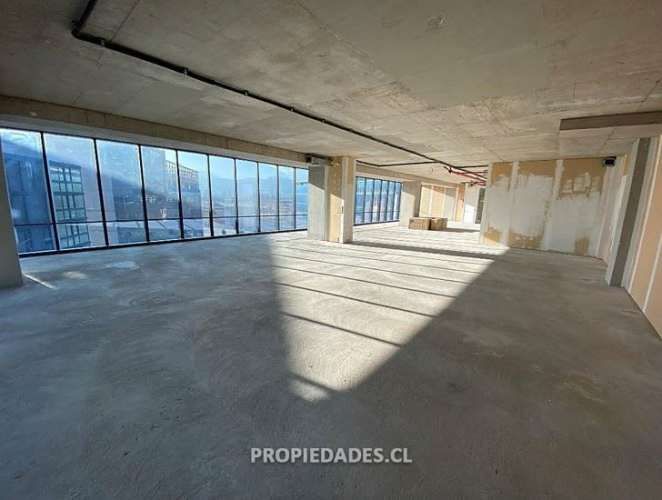 OFICINA Av. La Dehesa - Los Adobes