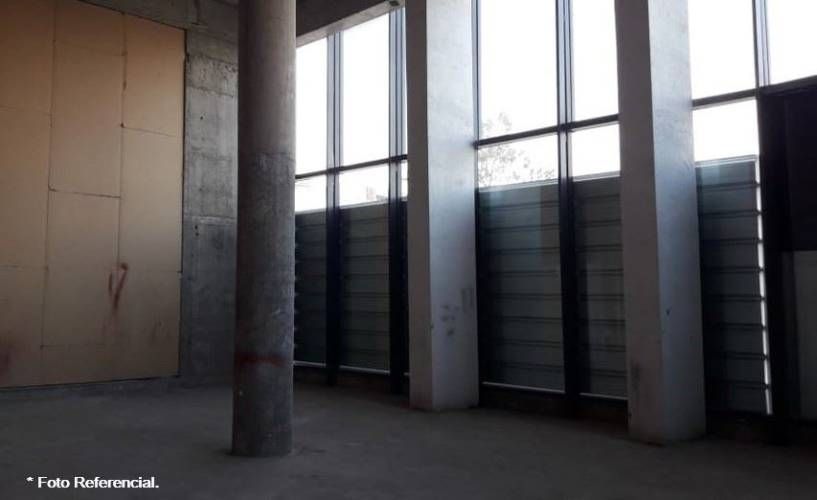 LOCAL COMERCIAL Metro Irarrázaval