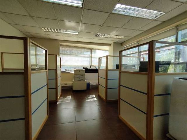 OFICINA Av. Nueva Providencia - Marchant Pereira