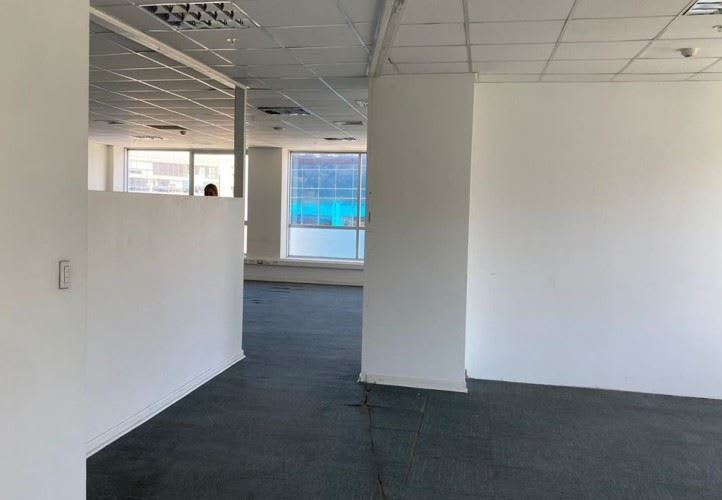 OFICINA Av. del Valle - Santa Clara