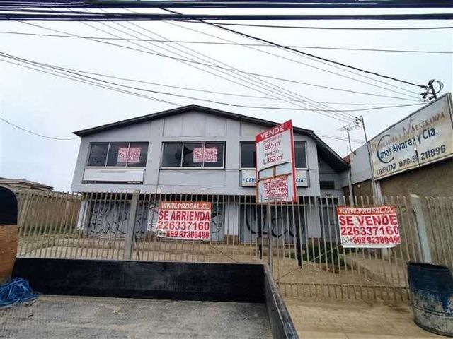 LOCAL COMERCIAL En Venta / Arriendo : Propiedad de 1.400m2. Excelente Sector Comercial