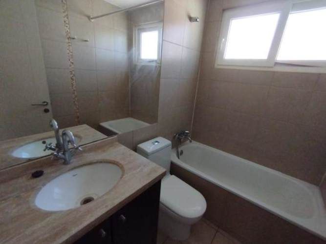 CASA El Sauce/Pedro Fontova