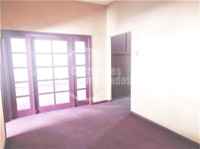 OFICINA Teatinos con Agustinas, Santiago