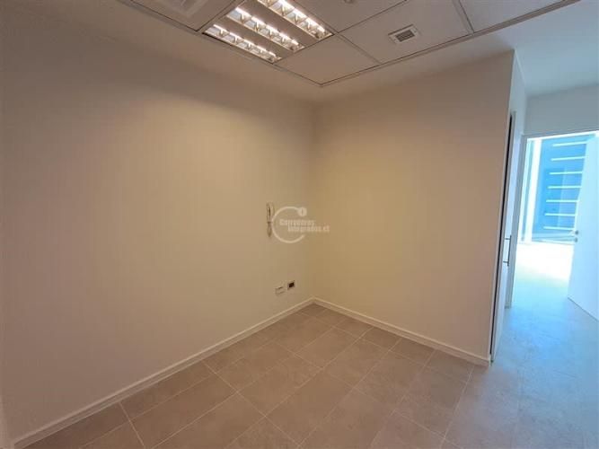 OFICINA METRO ÑUÑOA