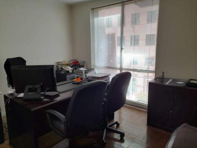 OFICINA Huérfanos/Teatinos