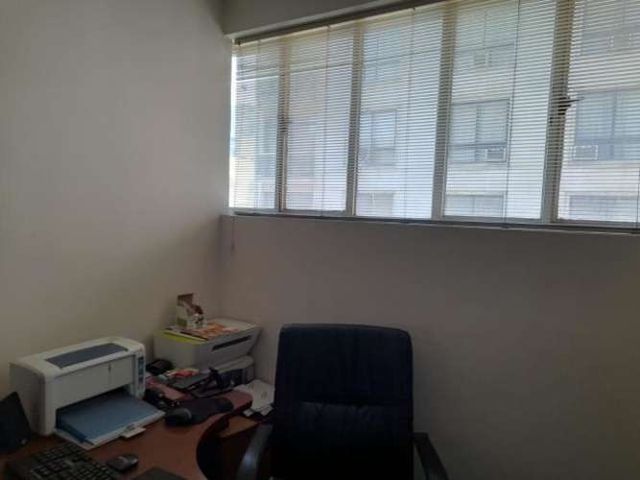 OFICINA Huérfanos/Teatinos