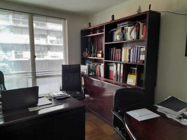 OFICINA Huérfanos/Teatinos