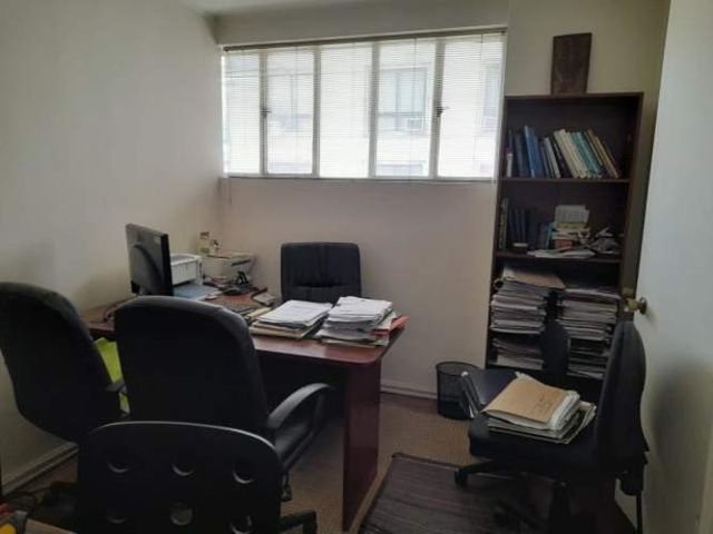 OFICINA Huérfanos/Teatinos