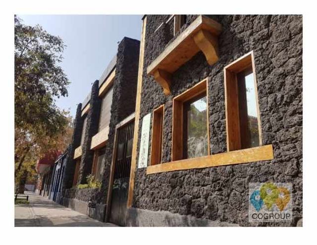 LOCAL COMERCIAL Local Comercial a la calle en Bellavista, Providencia.